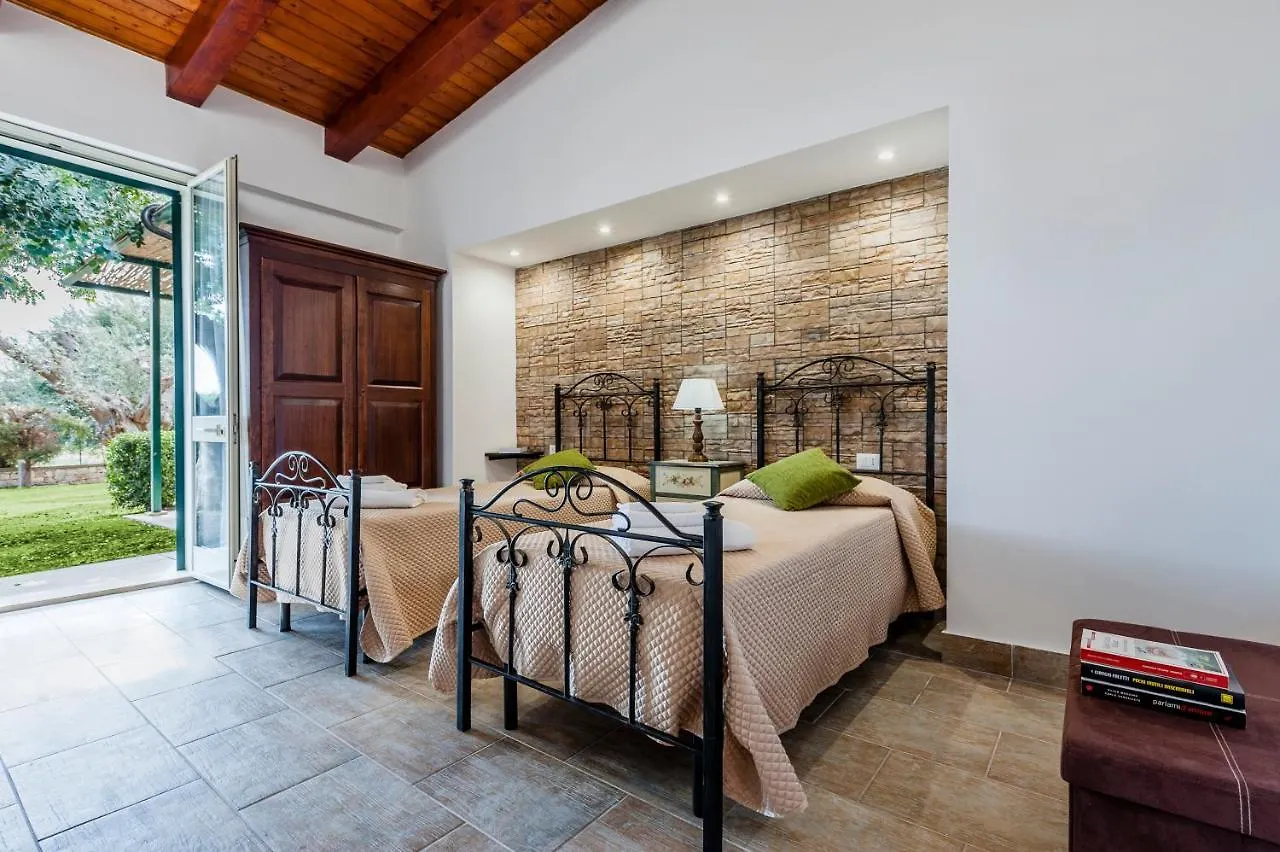 Valleforno Country House di Charme Ispica 3*,  Italia